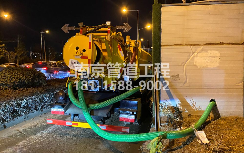 266谷里临时工地抽粪