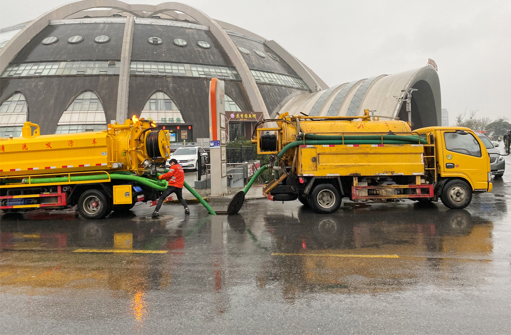 271谷里商场管道清淤